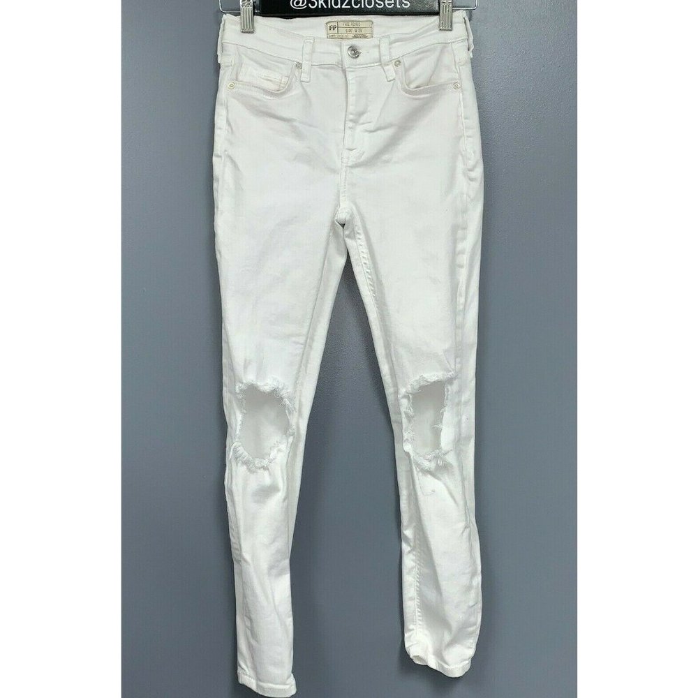 Free People Womens White Distressed Denim Skinny Jeans  26 Inseam 24.5" Stretch